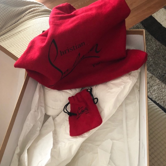 High heel shoes - Picture 5 of 7